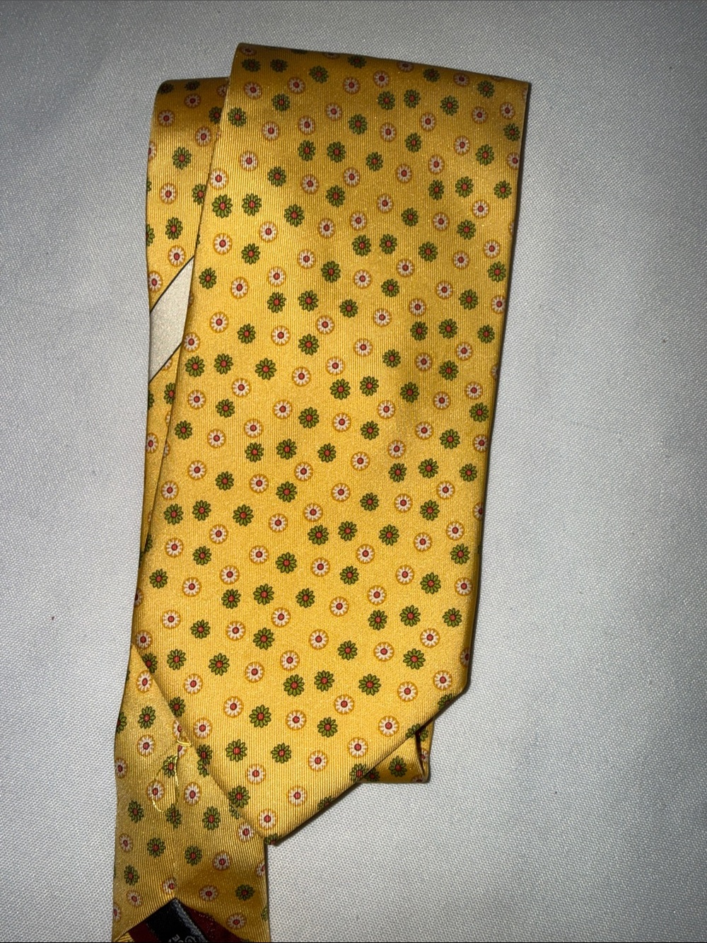 Authentic Salvatore Ferragamo Men's Silk Tie - Excellent Condition